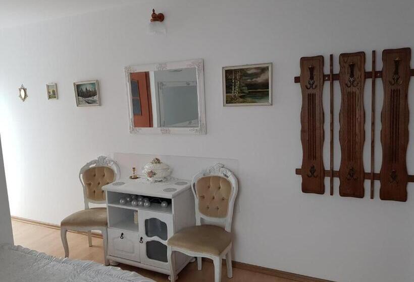 Стандартный Номер Кровать Кинг, Zajazd Ponikiew   Noclegi Wadowice