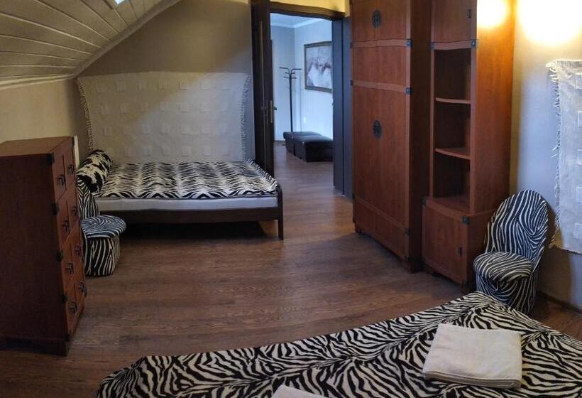 اتاق پریمیوم چهارنفره, Villa Lido