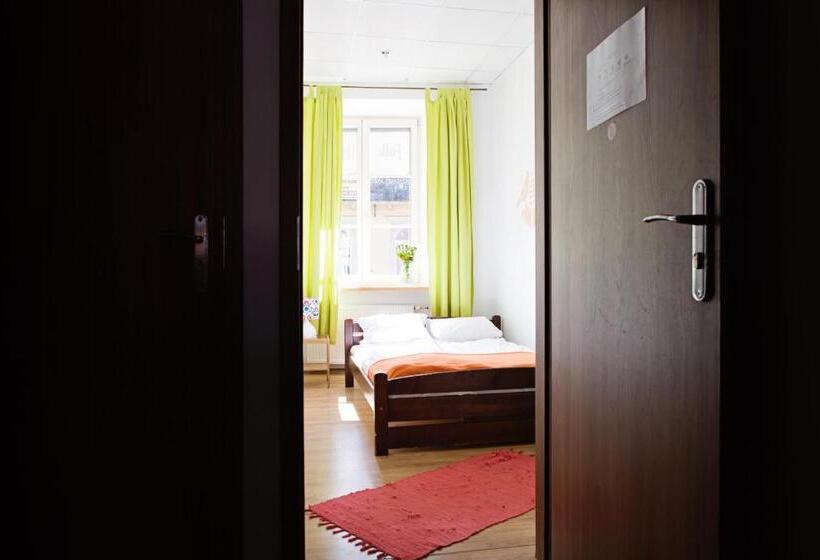 Номер Стандарт Совместная Ванная, Folk Hostel