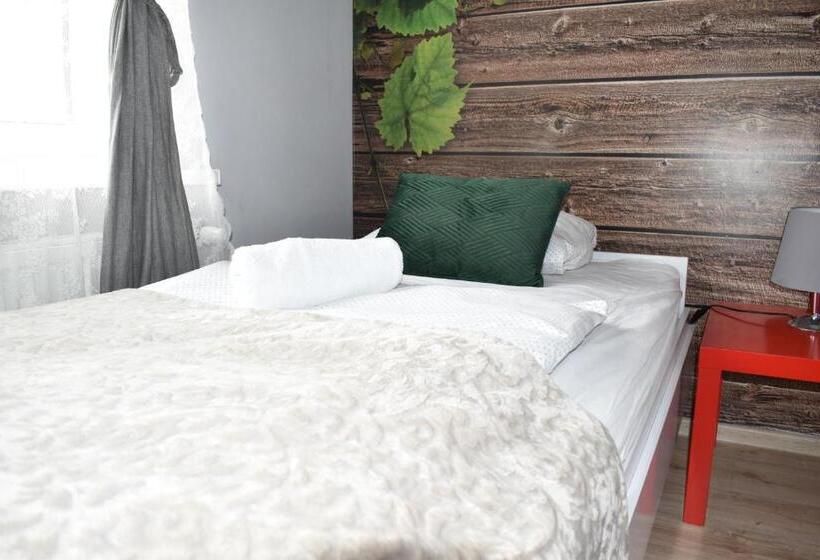 Апартаменты 1 Спальня, Hostel Przed świtem