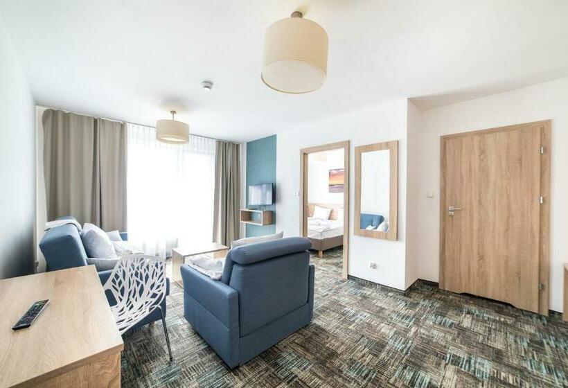 Family Suite, Siesta