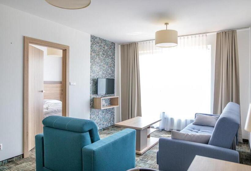 Family Suite, Siesta