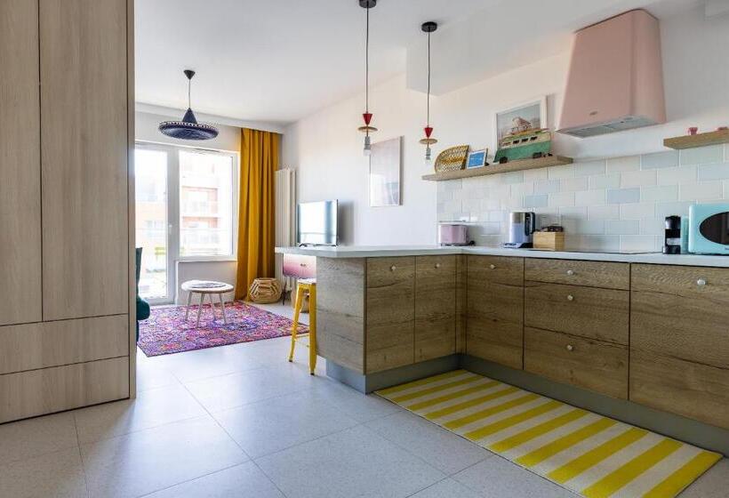 سوییت با چشم‌انداز دریا, Apartamenty Your Seaside