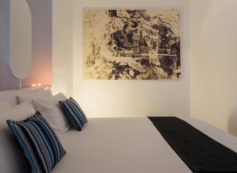 2 Bedrooms Suite Sea View, Muses Cycladic Suites