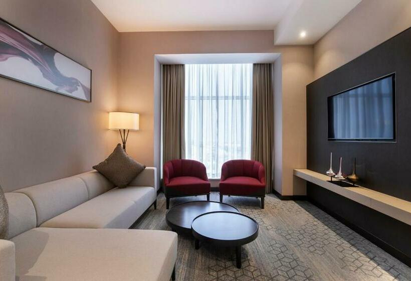 Полулюкс, Ramada By Wyndham Riyadh King Fahd Road