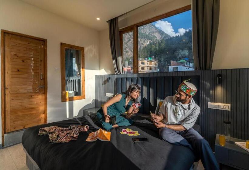 Номер Premium с Балконом, The Hosteller Kasol, Parvati Valley