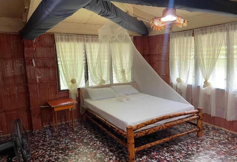 Номер Стандарт Вид на Море, Borbon S Treehouse By The Sea
