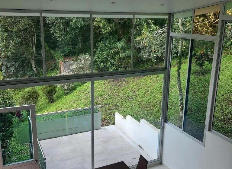 家庭间, Finca Pozo Azul
