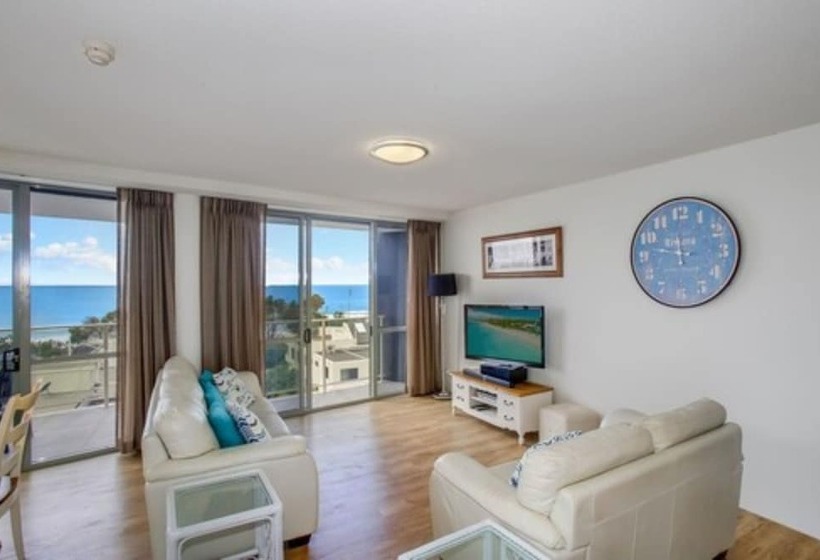 Superior 3-bedroom flat with sea view, Catalina Resort