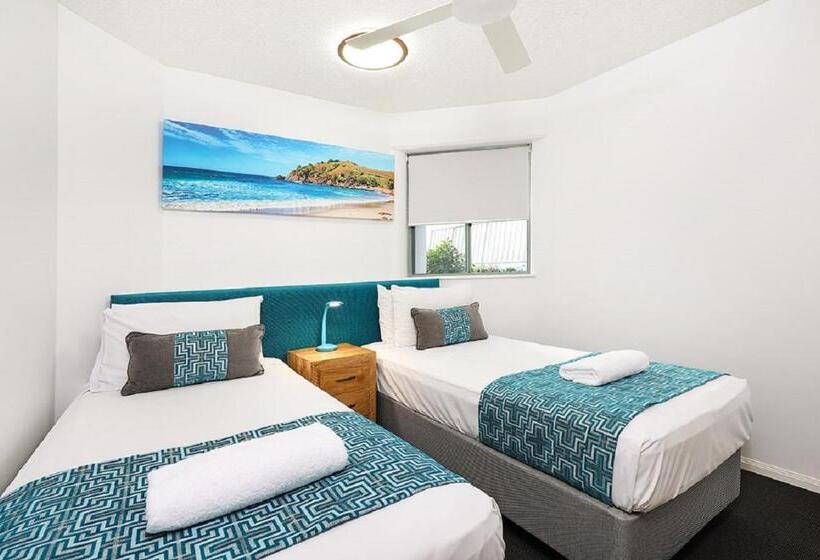 Апартаменты 2 Спальни Боковой Вид на Море, Malibu Apartments