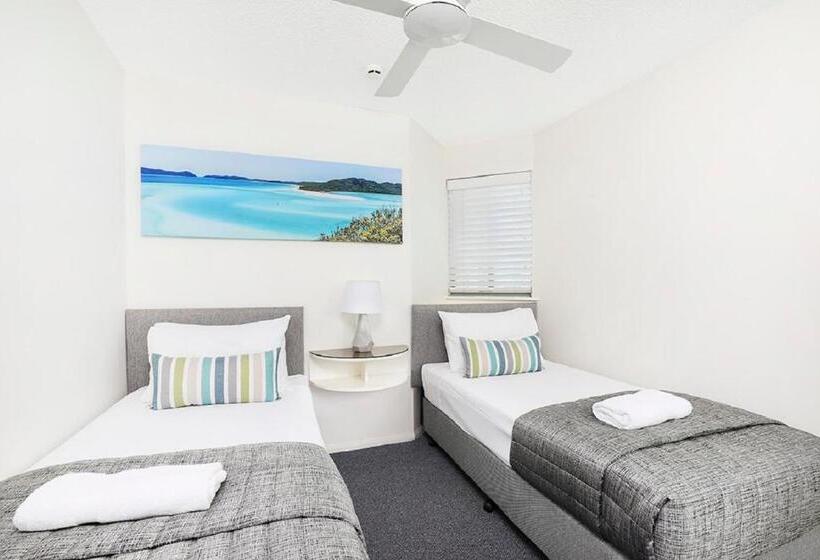 Апартаменты 2 Спальни Вид на Море, Malibu Apartments
