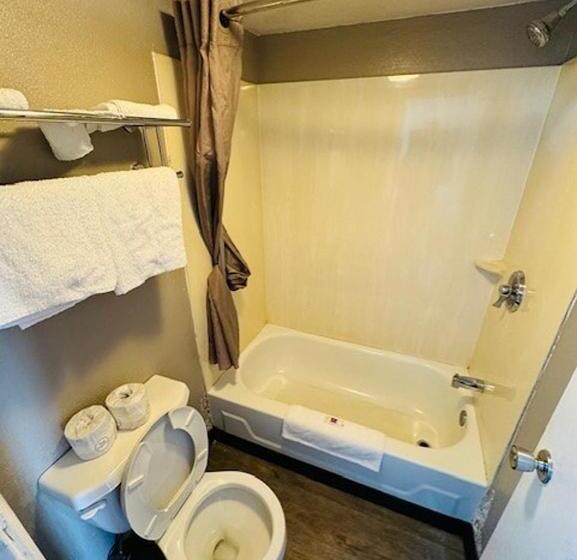 Номер Стандарт, Motel 6 Cedar Rapids, Ia
