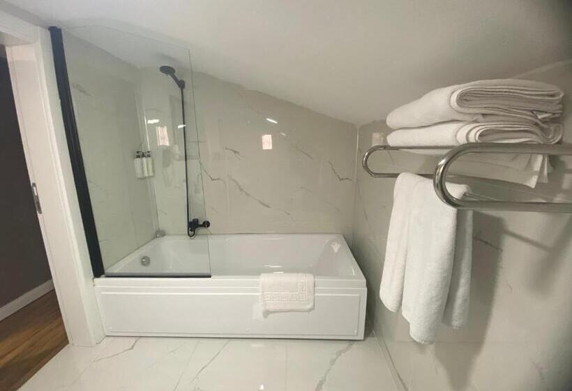 Номер Deluxe с Балконом, Divine Beach Resort Kumburgaz