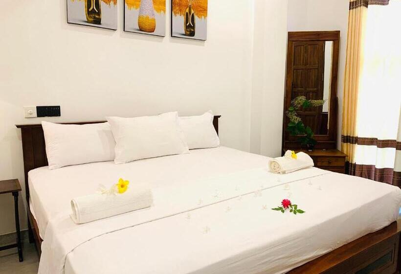 Номер Deluxe, Kavin Beach Hotel Hikkaduwa