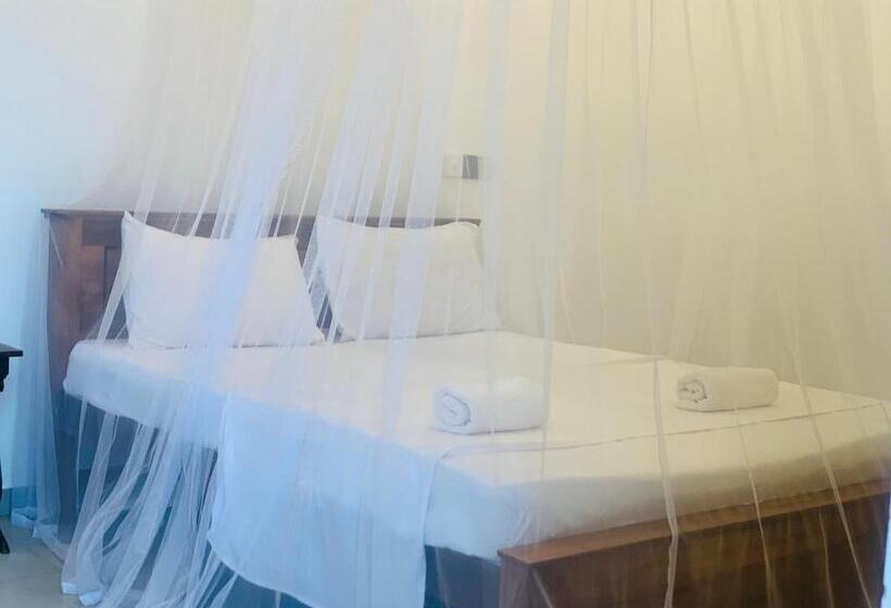 Номер Economy, Kavin Beach Hotel Hikkaduwa