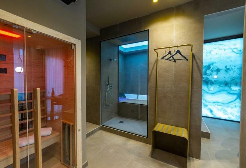 اتاق استاندارد با تخت بزرگ, Gold Suite&spa