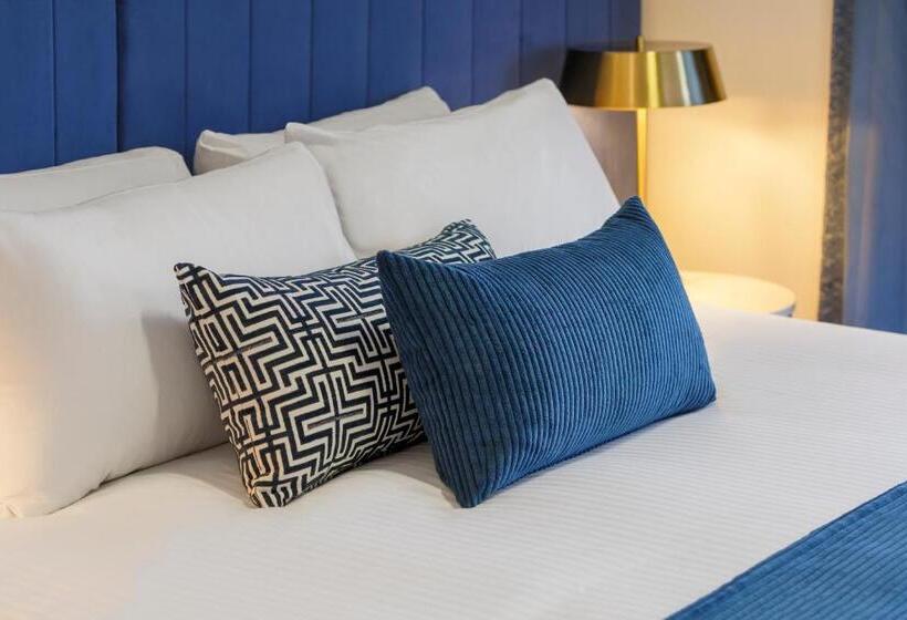 스탠다드 스튜디오 킹침대, Oaks Melbourne St Kilda Road