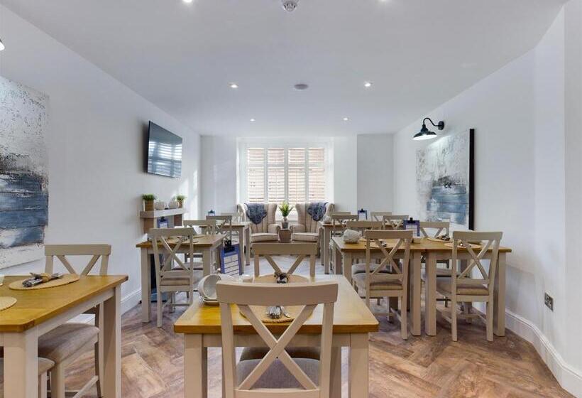 اتاق سوپریور با تخت بزرگ, Driftwood Boutique Guest House