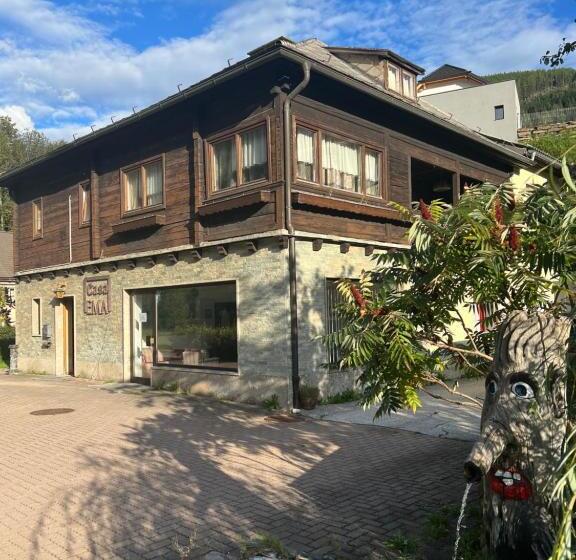 Трехместный Номер Стандарт Вид на Сад, Casa Ema Austria