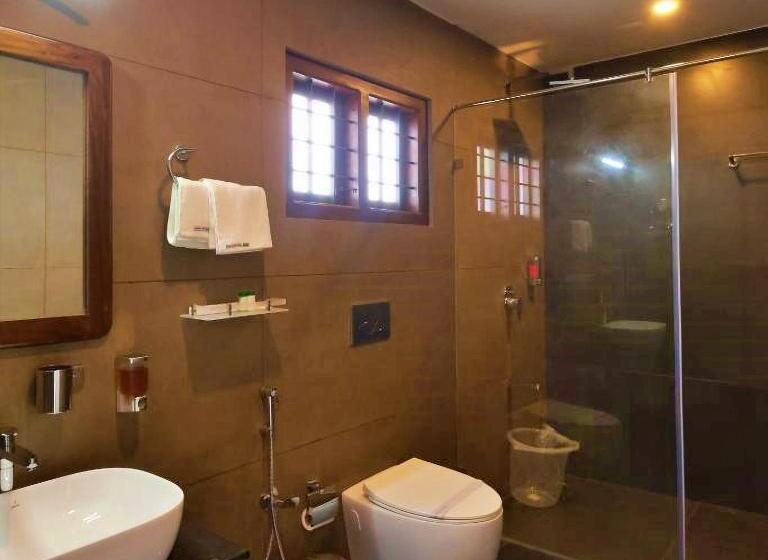 Полулюкс с Балконом, The Windy Mist Resort Munnar