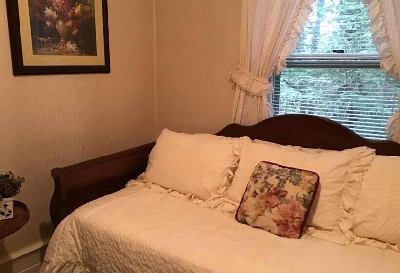 스위트, Brookview Manor Inn