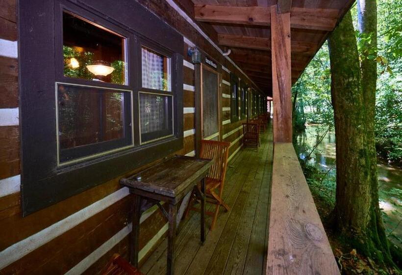 Номер Deluxe Кровать Кинг, Creekwalk Inn Bed And Breakfast With Cabins