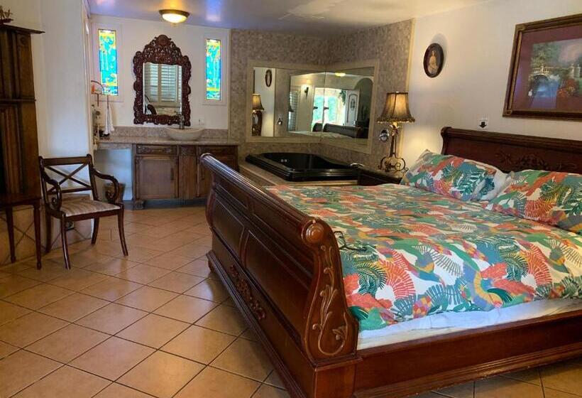 Люкс Кровать Кинг, Chantico Inn