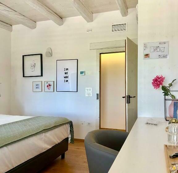 اتاق لوکس, B&b La Corte Dei Vizi