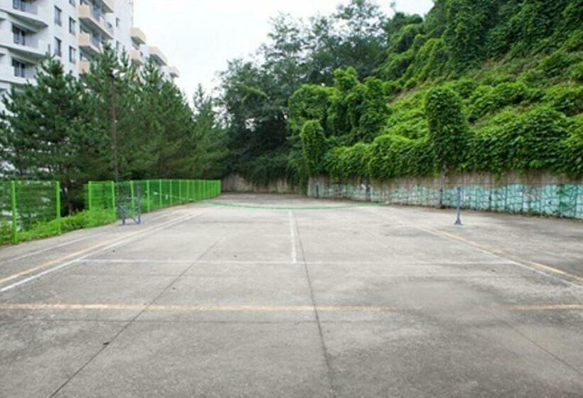 Семейный Номер, Bugok Ilsung Condo