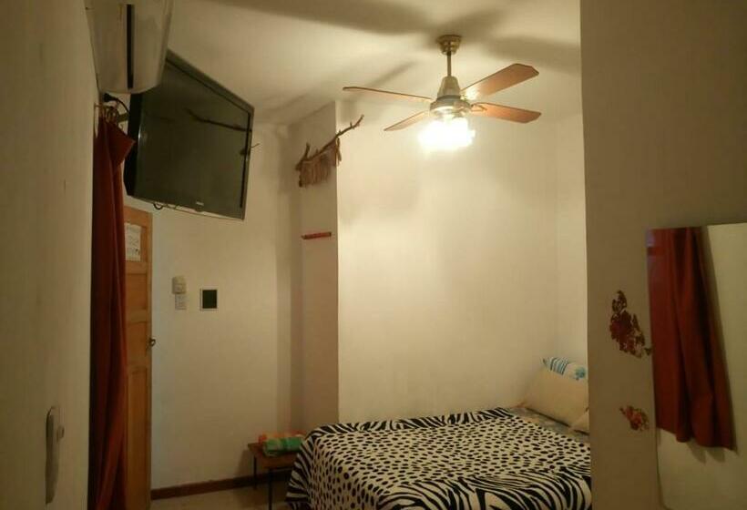 اتاق استاندارد چهار تخته, Residencial Shalom