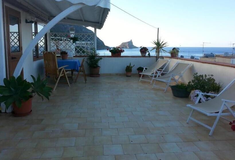 اتاق استاندارد با بالکن, B&b La Terrazza