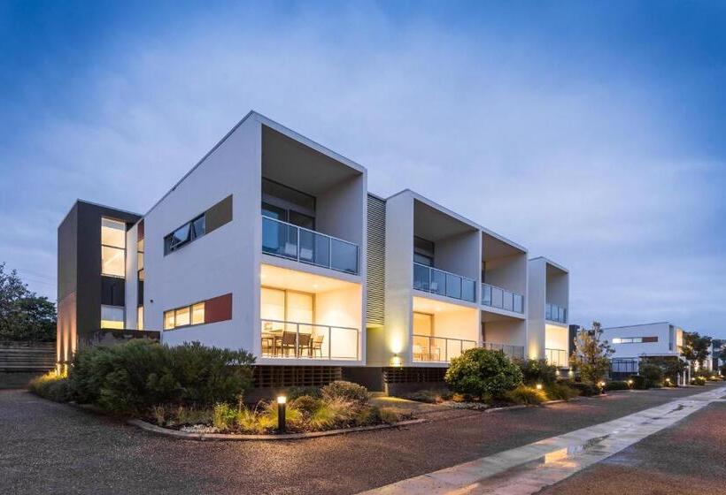 Апартаменты 2 Спальни, Coast Resort Merimbula