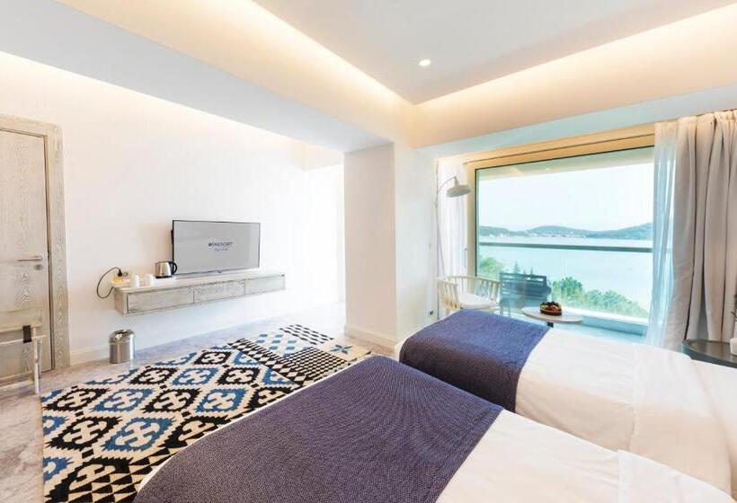Номер Superior Боковой Вид на Море, D   Resort Ayvalık