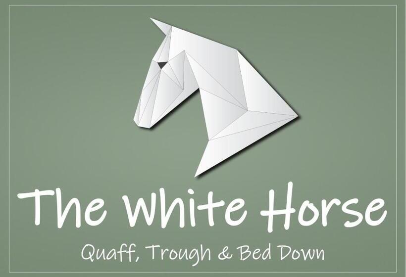 Номер Стандарт Трехместный, The White Horse