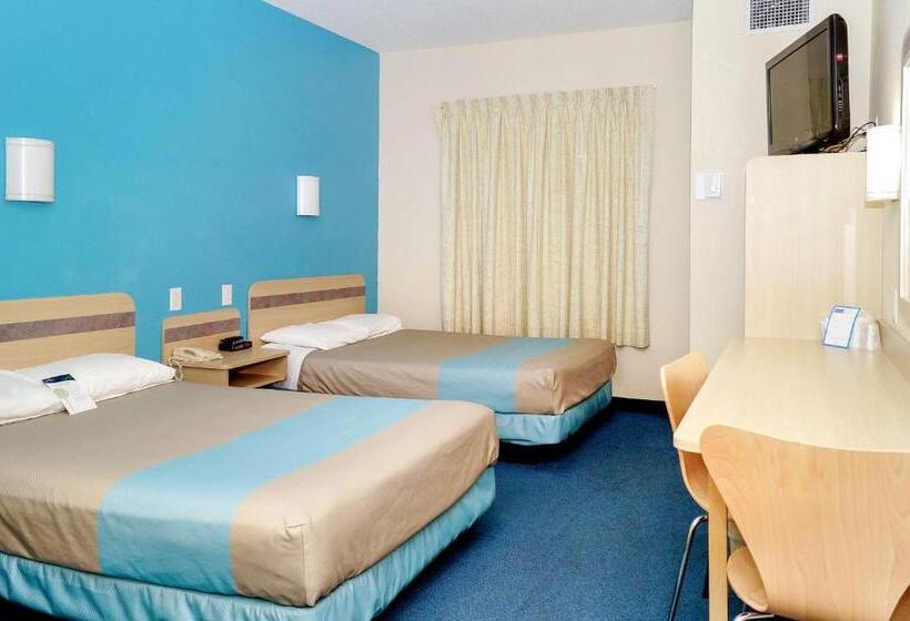 四人标准间, Motel 6peterborough, On