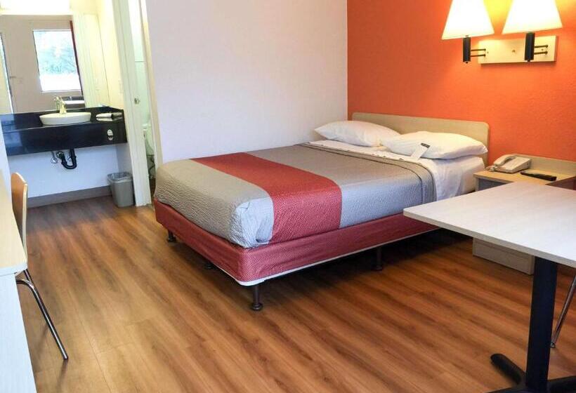 장애인을 위한 스탠다드 룸, Motel 6roseville, Mn  Minneapolis North