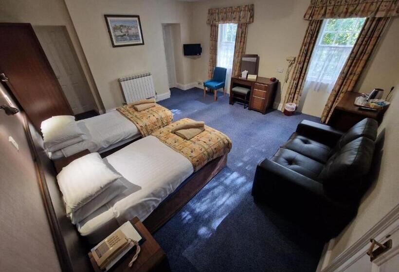 Семейный Номер, Grange Lodge