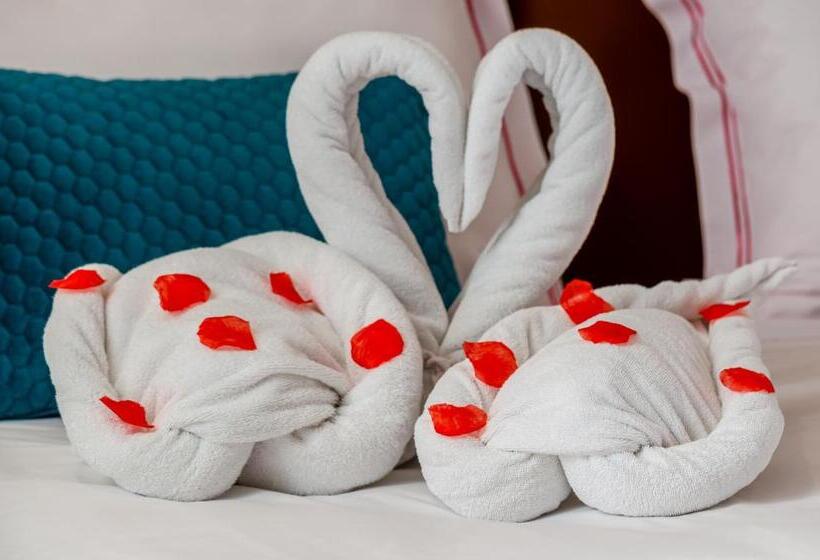 سوییت اجرایی, The 7 Hotel, Suites, Studios & Apartments