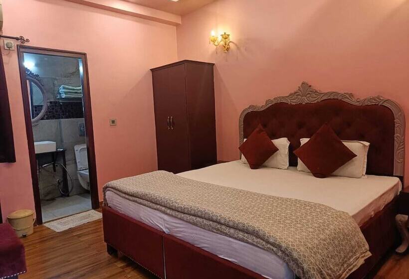 Номер Стандарт, Maya Hotel & Restaurant