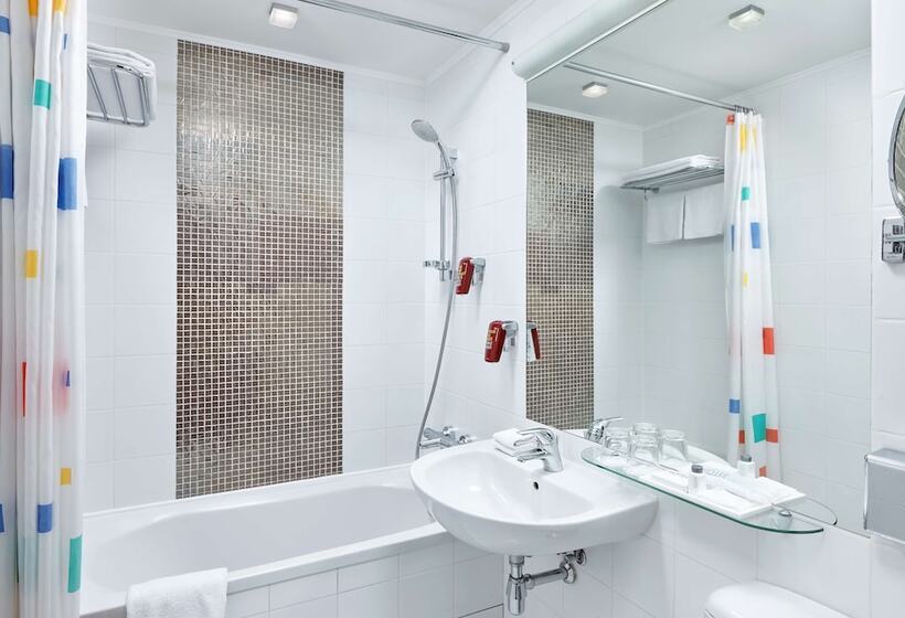 Семейный Номер, Park Inn By Radisson Odintsovo