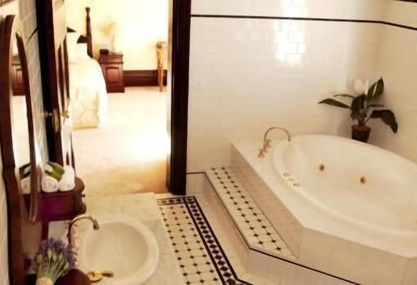디럭스 스위트, Petersons Armidale Winery And Guesthouse