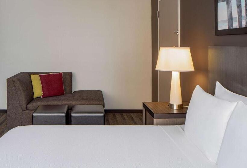 استودیو استاندارد با تخت کینگ, Hyatt House New Orleans Downtown
