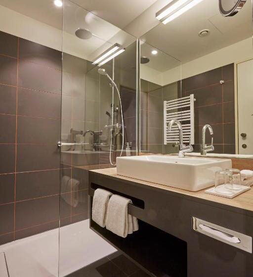 Номер Superior, Hyperion Hotel Hamburg
