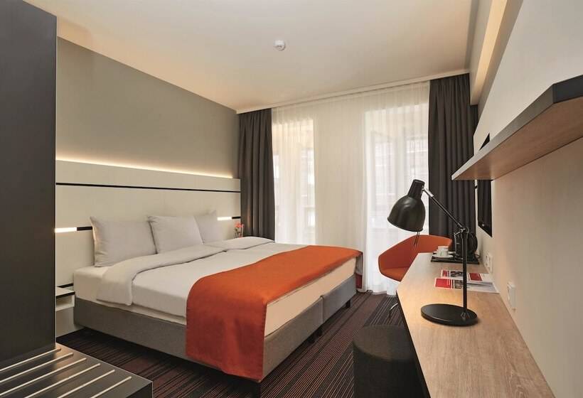 Номер Комфорт, Hyperion Hotel Hamburg