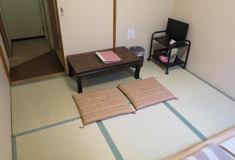 Номер Стандарт Индивидуальный, Kyoto Hana Hostel