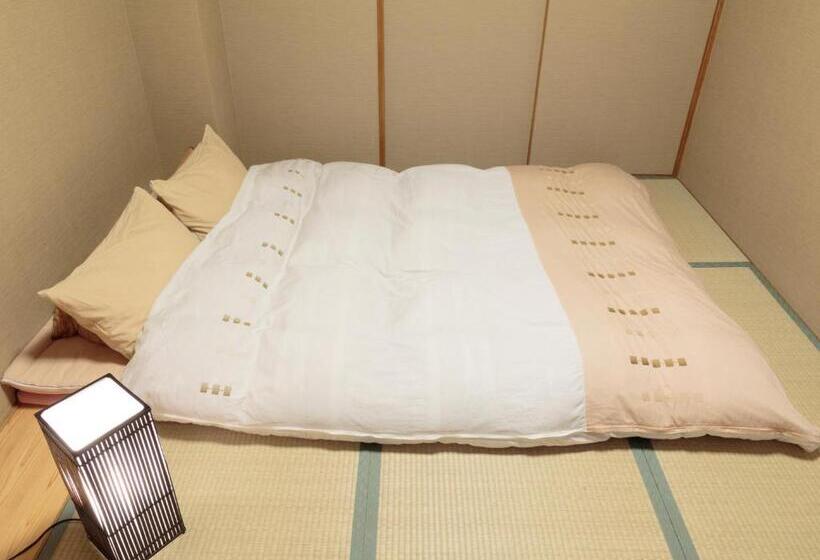 Номер Стандарт, Kyoto Hana Hostel