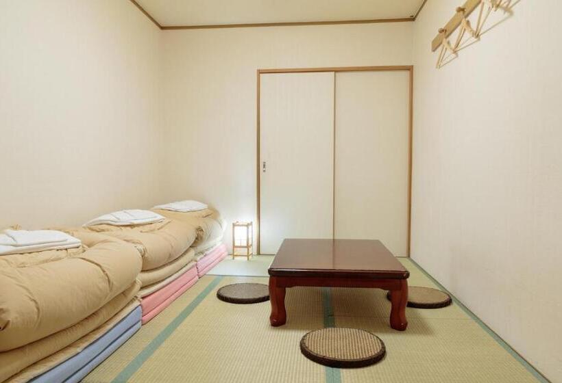 Номер Стандарт, Kyoto Hana Hostel