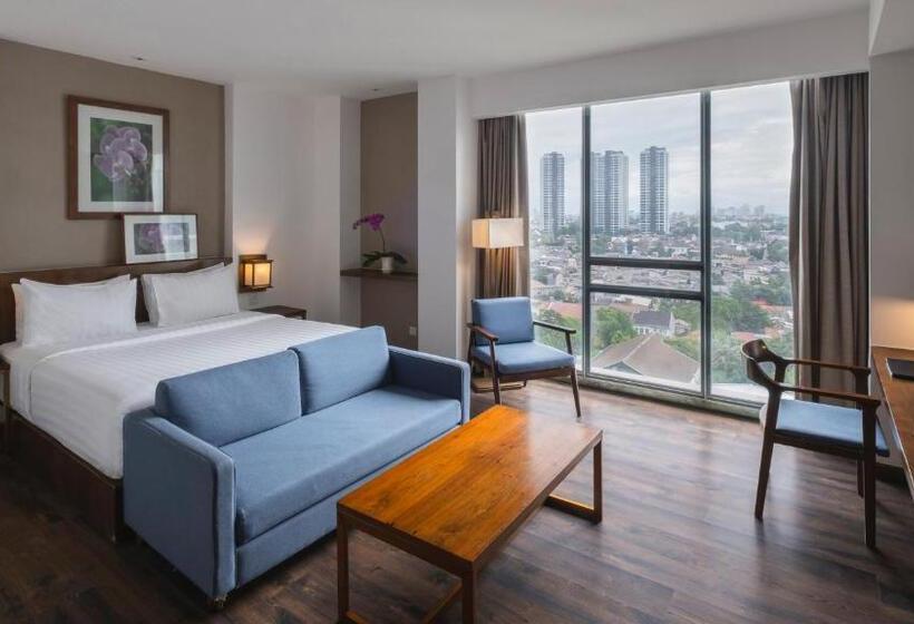 Номер Executive, Veranda Hotel Pakubuwono