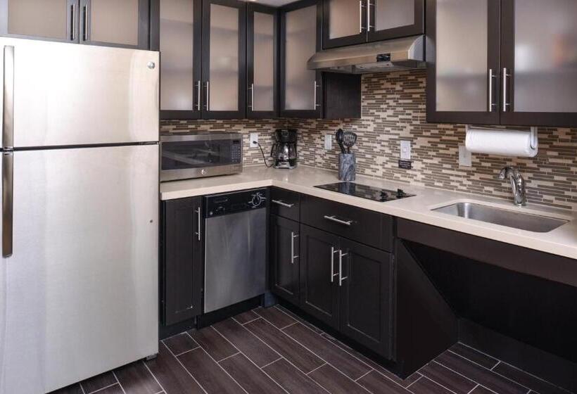 Номер Стандарт Адаптированный для Инвалидов, Staybridge Suites Merrillville, An Ihg
