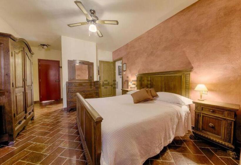 Номер Superior, San Gennaro Castello